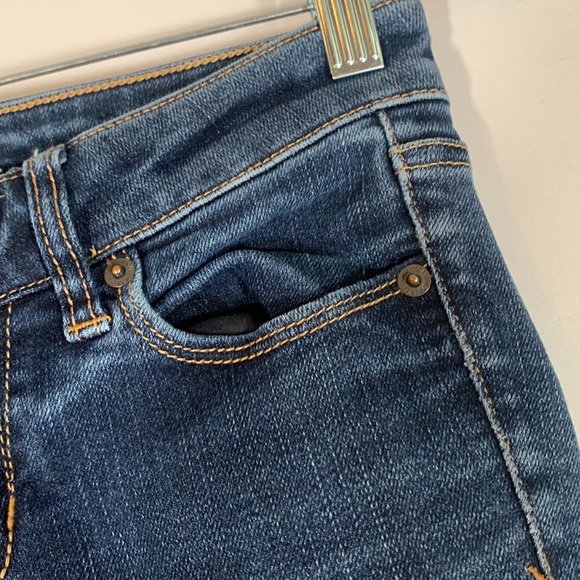 American Eagle Blue Denim Skinny Jeans - Picture 4 of 10